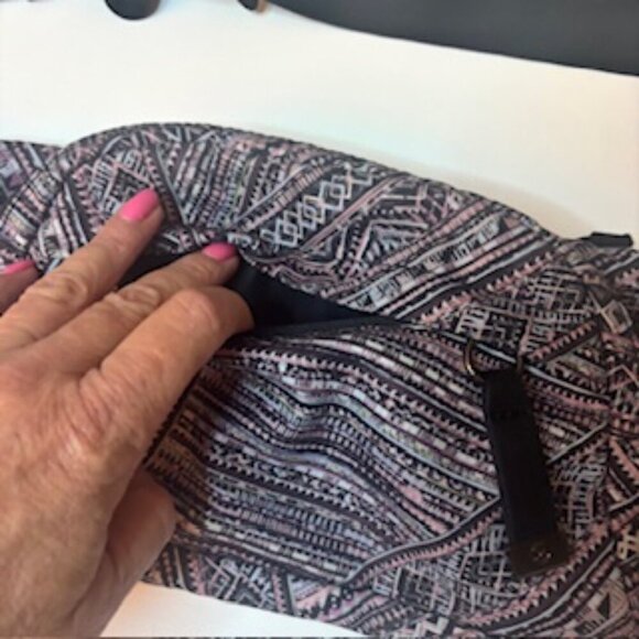 Lululemon On the Beat Belt Bag - Picture 7 of 8